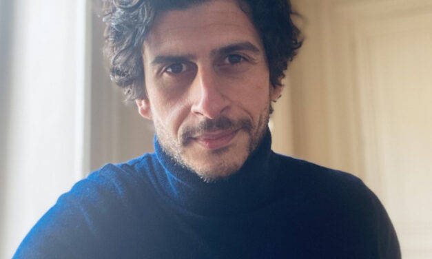 « Découvrir des vérités profondes sur les consommateurs est un plaisir addictif ! » – Interview micro-portrait de Selim Messaï, responsable Consumer & Market Intelligence d’Ecotone