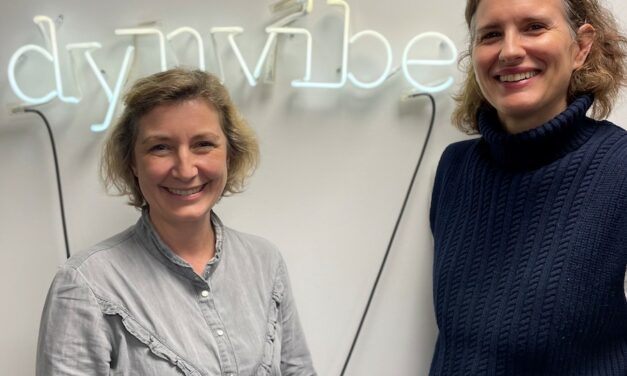 « Le social listening est l’outil idéal pour s’ouvrir les chakras ! » : Interview de Valérie Rager-Brossard et Marie-Alix Robert (Dynvibe)