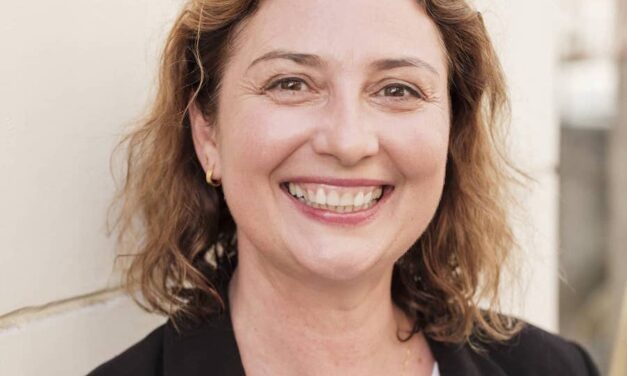 Les marques doivent-elles (encore) viser à être des Love Brands en 2024 ? – Interview de Nathalie Coste, fondatrice de Lovebrands