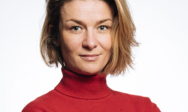 « Co-construire exige à la fois beaucoup de rigueur et de souplesse » – Interview de Caroline Vigneront (OpinionWay)
