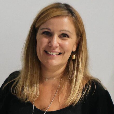« Notre marque se devait de mieux refléter la force et la singularité du Groupe Ifop » – Interview d’Isabelle Grange