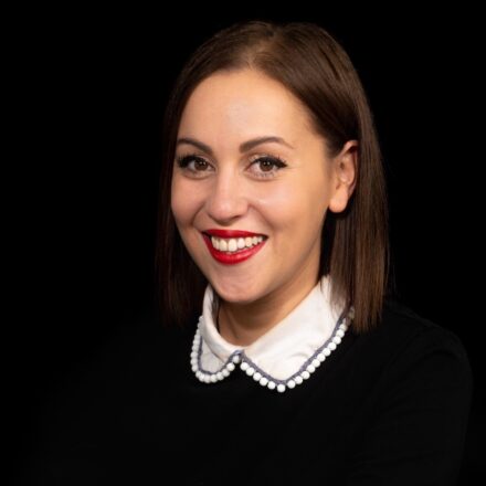 « Explorer, ce n’est pas empiler des données, c’est d’abord éclairer là où aller — ou non » – Interview de Myriam Dilmi (Labbrand)