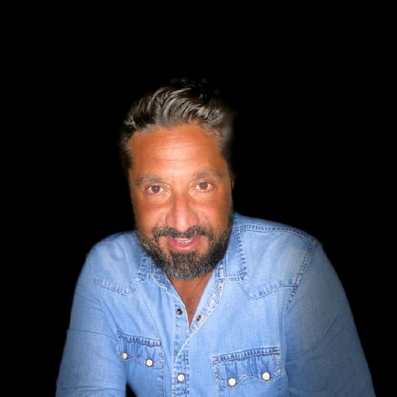 William Yattah rejoint zoulloo en tant que Senior Sales & Client Development Manager