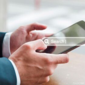 IA, RECHERCHE ET USAGES : QUE FONT VRAIMENT LES FRANÇAIS ?