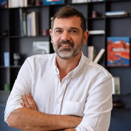 « Faire émerger des innovations de rupture est moins une question de moyens que d’orchestration » – Interview de Laurent Delbecq (The Social Wire)