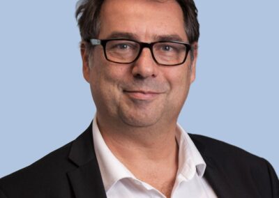 Patrick van Bloeme lance Limpid, une plateforme d’études qualitatives fondée sur les personas synthétiques