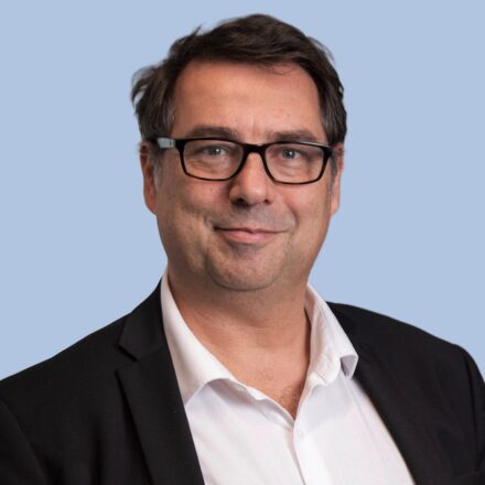 Patrick van Bloeme lance Limpid, une plateforme d’études qualitatives fondée sur les personas synthétiques